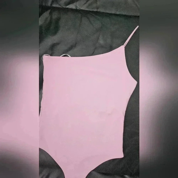 Babaton Aritzia Contour bodysuit  90s Cami Pastel Pink Sz XS - Picture 2 of 6